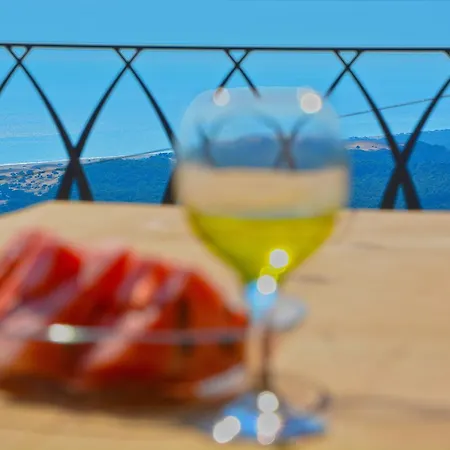Lukka Kaş